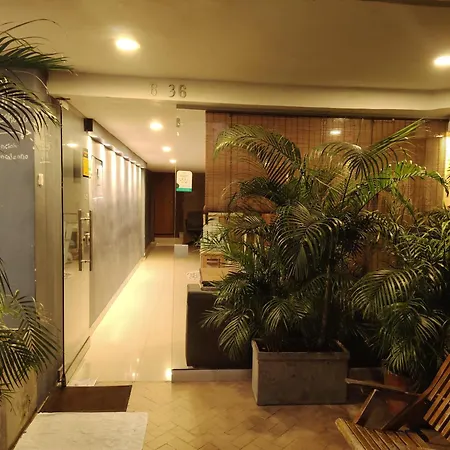 Gloria's Collection - Boutique Apartment *